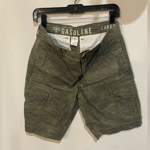 Men's Olive Fern Patterned Cargo Shorts